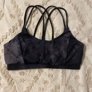 Echt strappy sports bra